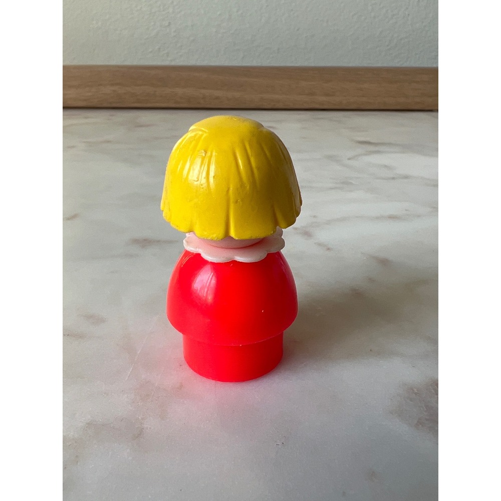 Vintage Fisher-Price Little Riders #656 Tricycle with Blonde Girl Figure - Picture 3 of 6